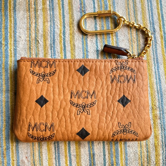 MCM Tan Key & Card Holder - Picture 1 of 5